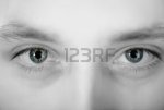 6759153-ojos-de-hombre-joven.jpg